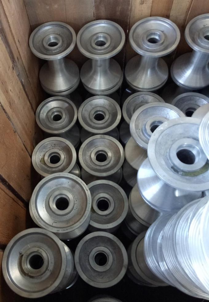 Alat Merangkai Saluran Transmisi Plastik Tahan Lama Beban Tinggi Aluminium Sheave